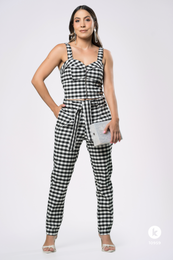 CONJUNTO KIMIKA, CONJUNTO PRETO E BRANCO KIMIKA, CONJUNTO XADREZ KIMIKA, NOVELLI, ROUPAS FEMININAS, CONJUNTOS FEMININOS, LOOCKS FINAL DE ANO, ROUPAS ELEGANTES